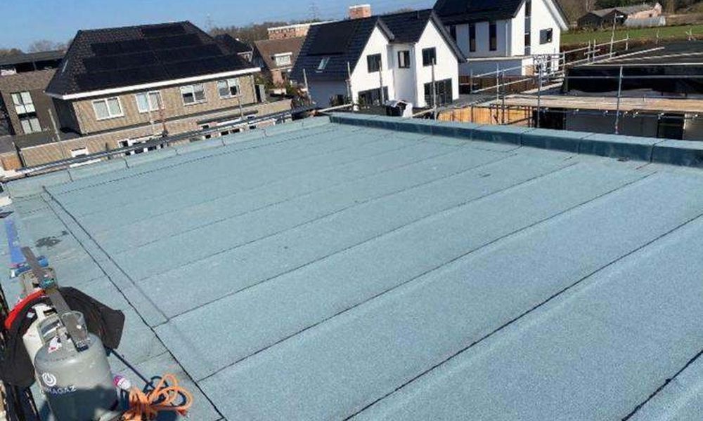 Nieuw dak in Vaassen laten aanleggen Geheel nieuw plat dak aangelegd